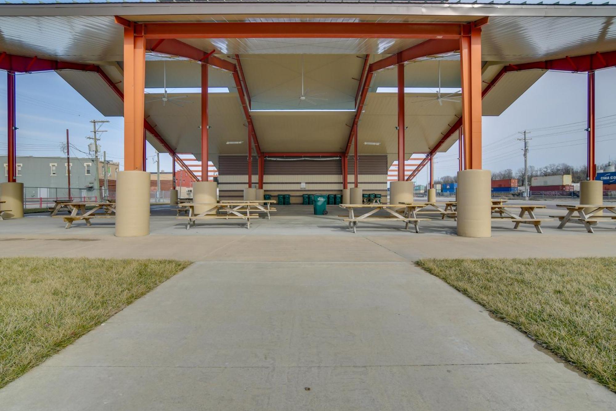 Dtwn Loft In The Heart Of Monett Pets Welcome! Εξωτερικό φωτογραφία